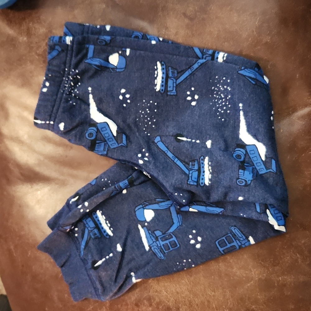 Carters 5t matching set
